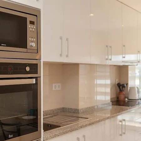 Trindade Sun לאגוּ‏ש